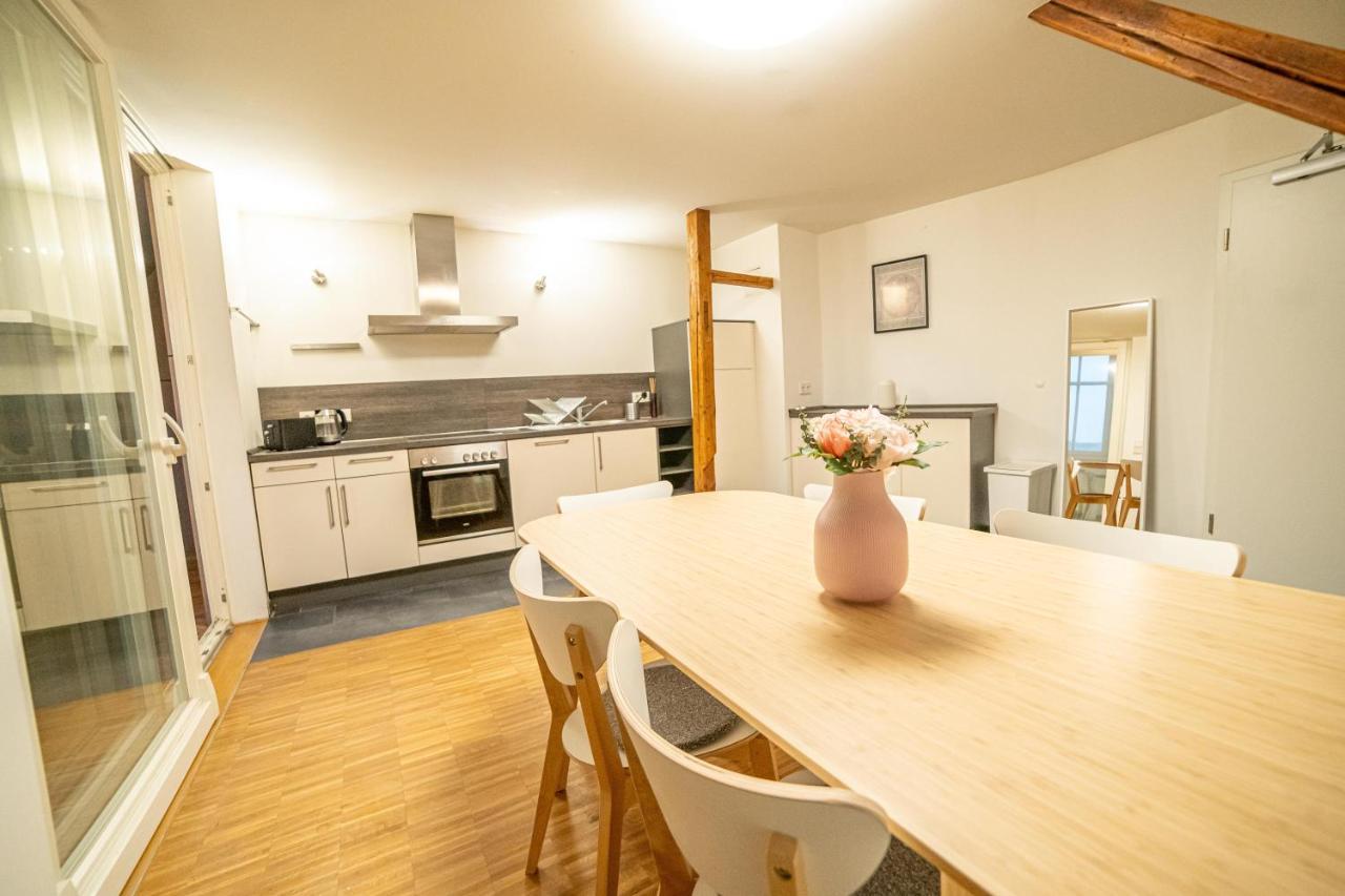 Fullhouse - - M18 - Fahrstuhl - Smarttv - Marktlage Apartment
