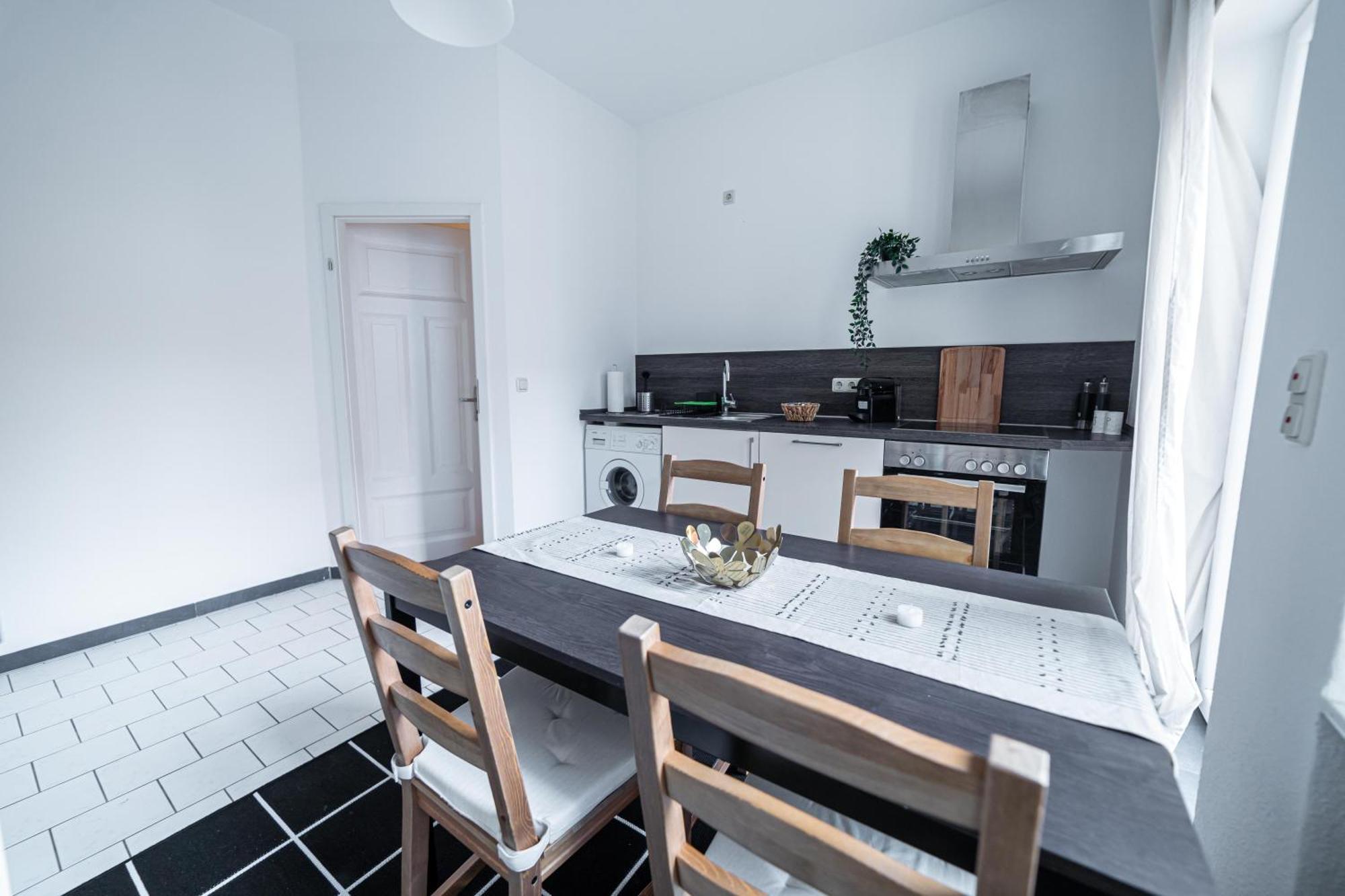 Fullhouse - - M18 - Fahrstuhl - Smarttv - Marktlage Apartment Erfurt